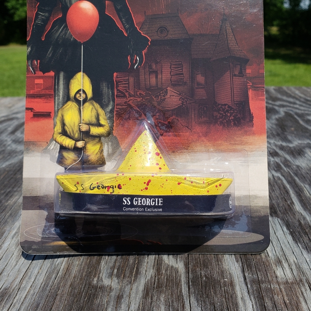 New! Factory IT 'SS Georgie Paper Boat' Solid Die-cast Heavy Metals - Picture 2 of 5